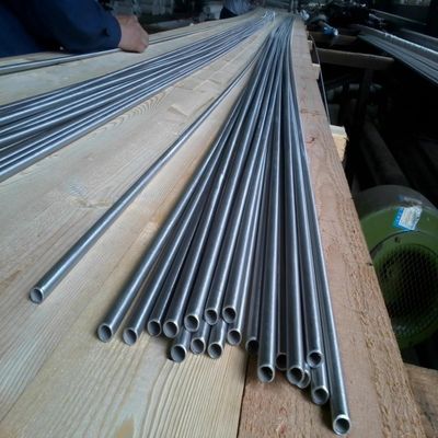 comprar A358 A790 Tubos de aço inoxidável brilhante 20 m Astm A790 Uns S32760 Fabricação em linha